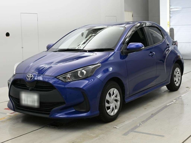 TOYOTA YARIS — фото
