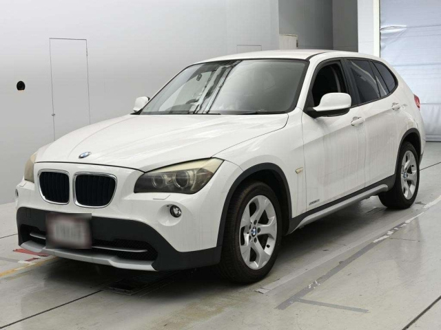 BMW X1 — фото