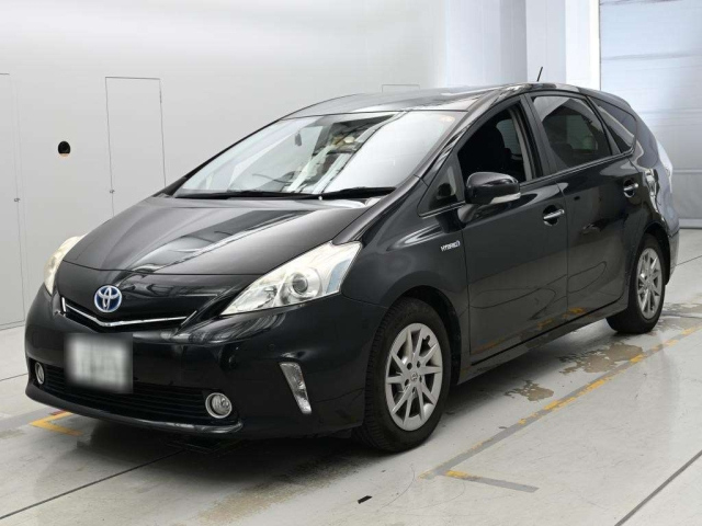TOYOTA PRIUS — фото