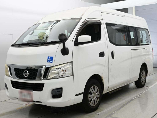 NISSAN CARAVAN — фото