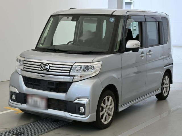 DAIHATSU TANTO — фото