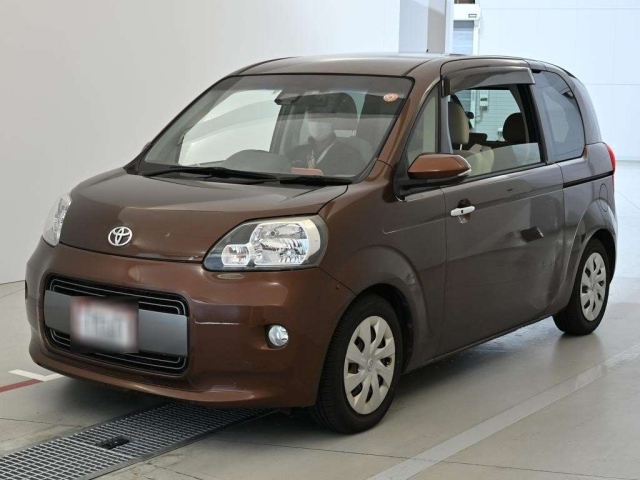 TOYOTA PORTE — фото