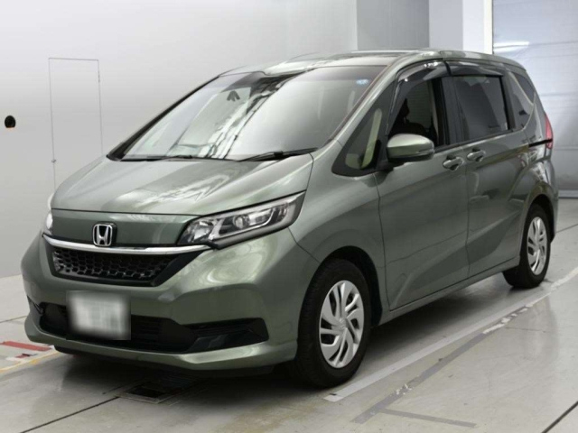 HONDA FREED — фото