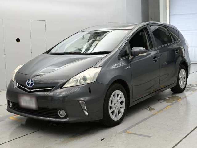 TOYOTA PRIUS — фото