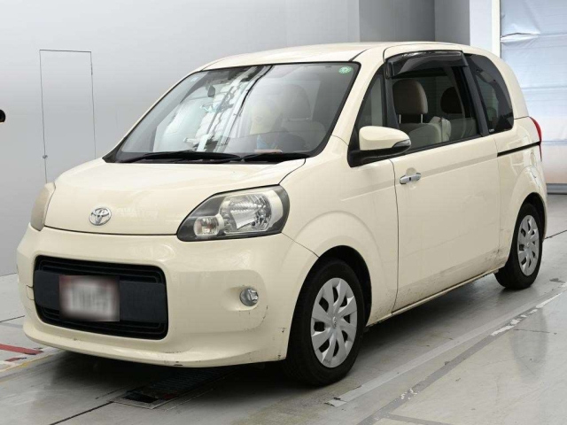 TOYOTA PORTE — фото