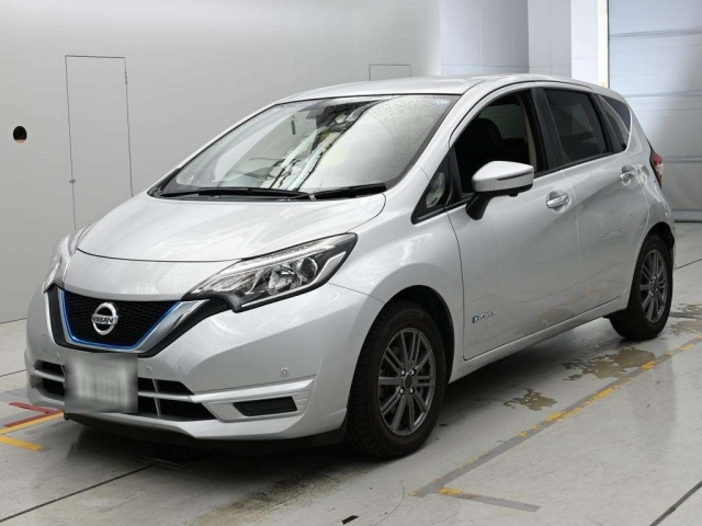 NISSAN NOTE — фото