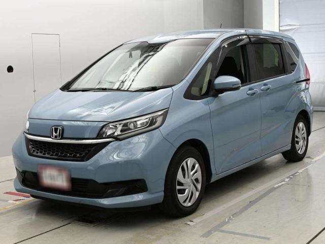 HONDA FREED — фото