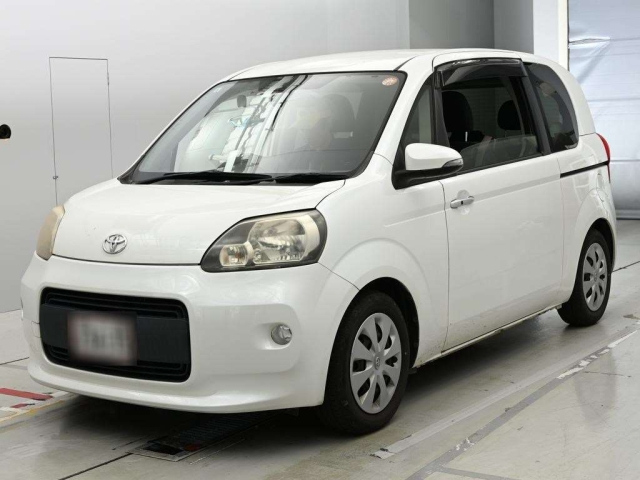 TOYOTA PORTE — фото