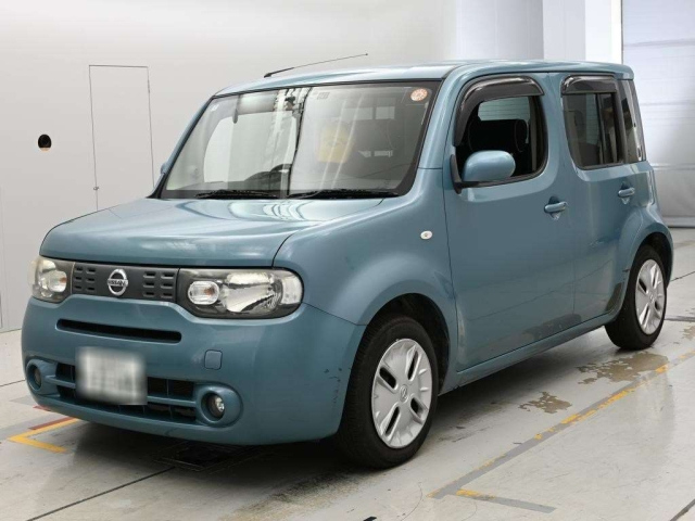NISSAN CUBE — фото
