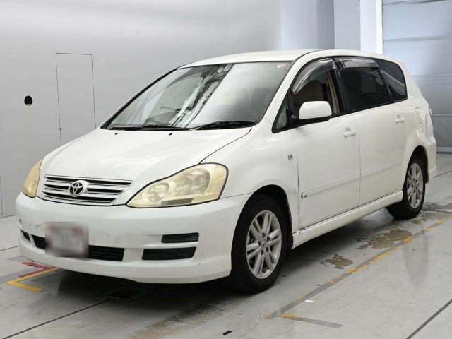 TOYOTA IPSUM — фото