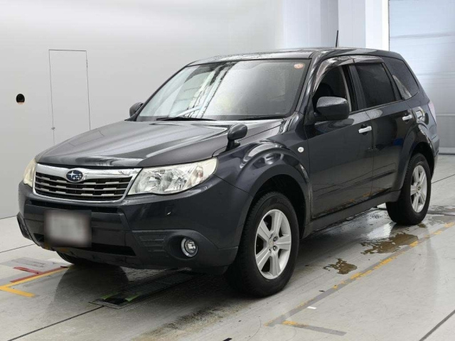 SUBARU FORESTER — фото