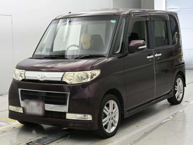 DAIHATSU TANTO — фото