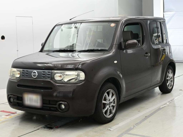 NISSAN CUBE — фото
