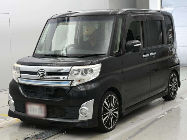 DAIHATSU TANTO — фото