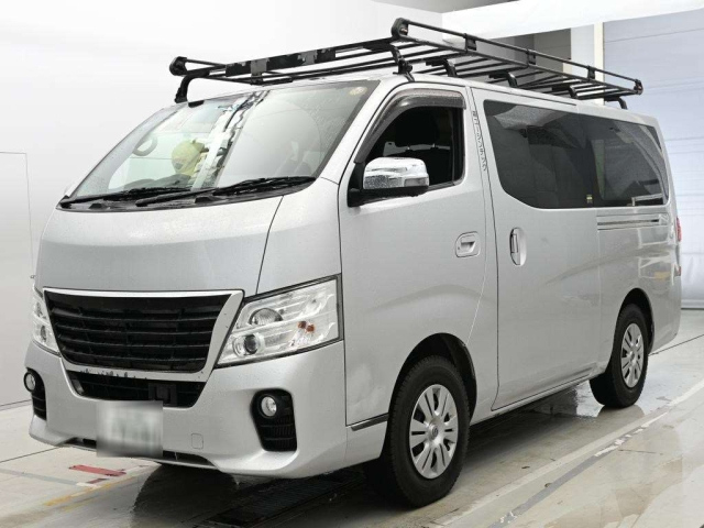 NISSAN CARAVAN — фото