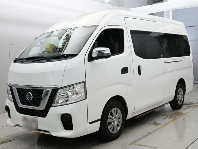 NISSAN CARAVAN — фото