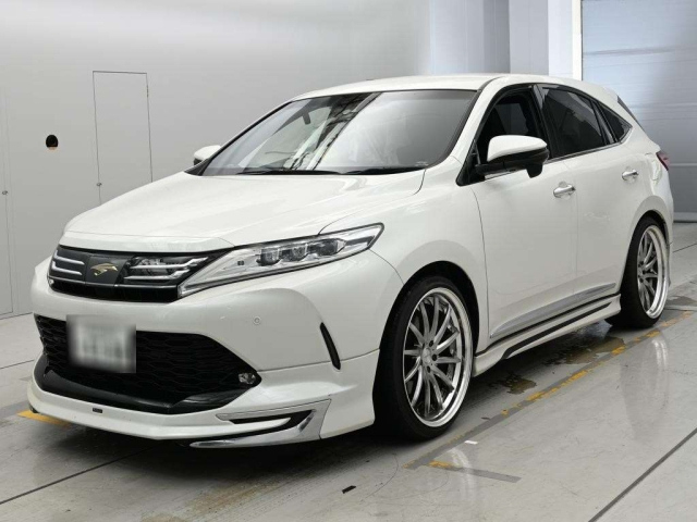 TOYOTA HARRIER — фото