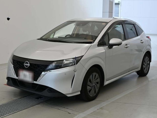NISSAN NOTE — фото