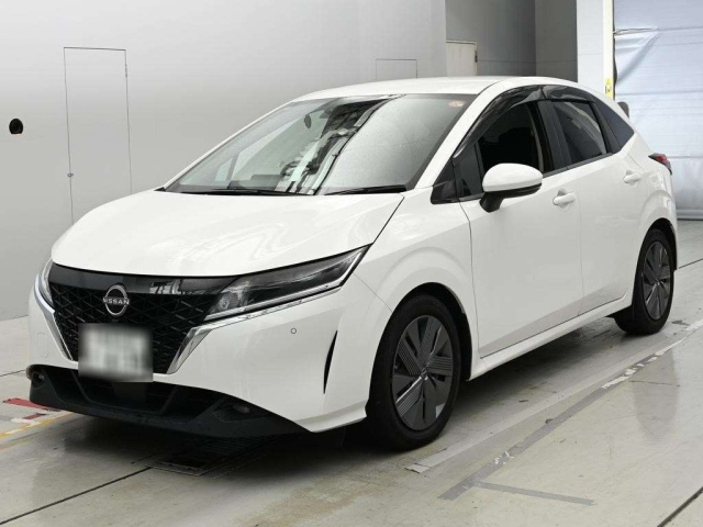 NISSAN NOTE — фото