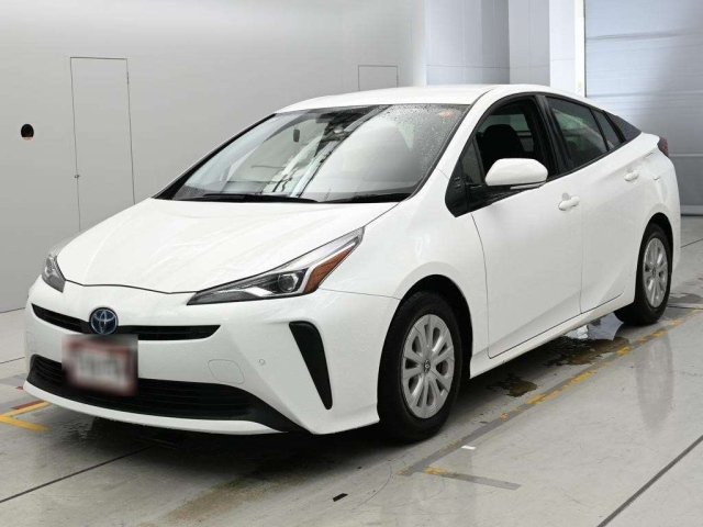 TOYOTA PRIUS — фото