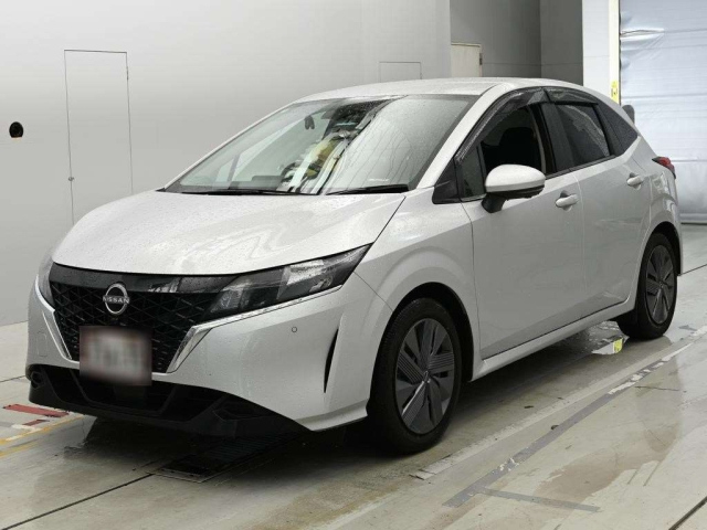 NISSAN NOTE — фото