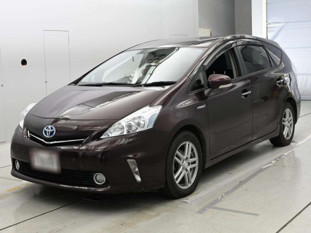 TOYOTA PRIUS — фото