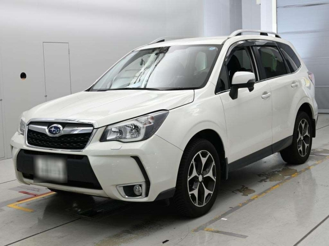 SUBARU FORESTER — фото