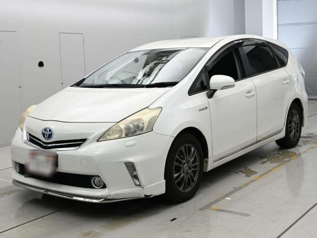 TOYOTA PRIUS — фото