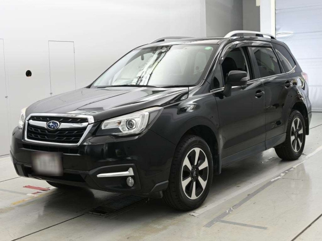 SUBARU FORESTER — фото