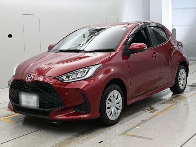 TOYOTA YARIS — фото