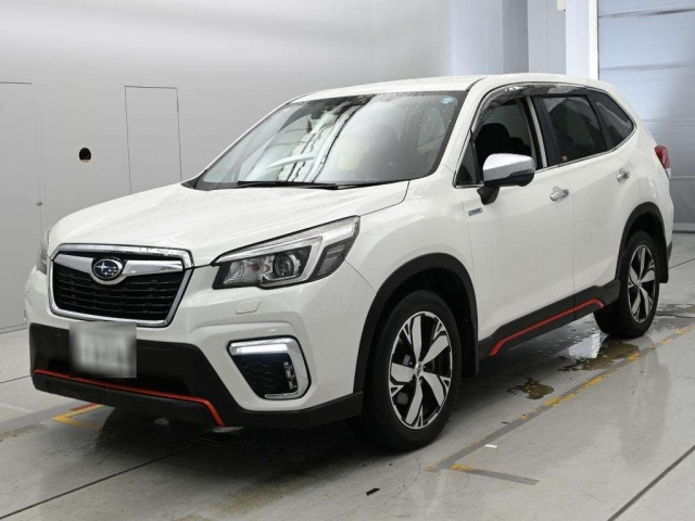 SUBARU FORESTER — фото