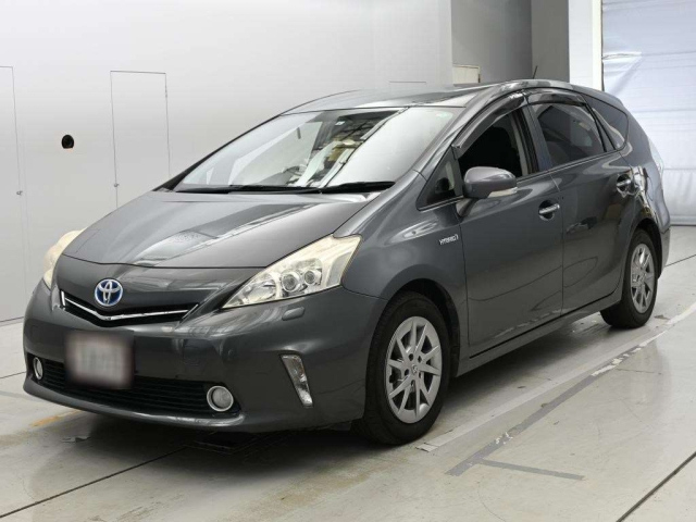 TOYOTA PRIUS — фото