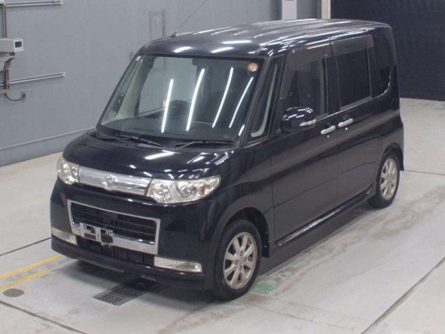 DAIHATSU TANTO — фото