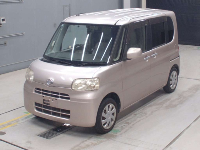 DAIHATSU TANTO — фото