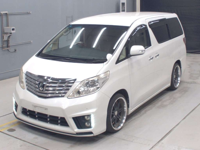 TOYOTA ALPHARD — фото