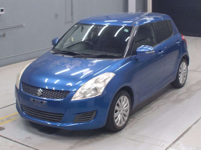 SUZUKI SWIFT — фото