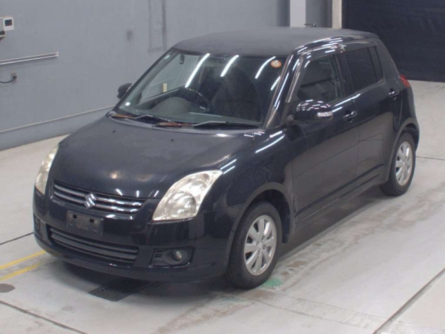 SUZUKI SWIFT — фото