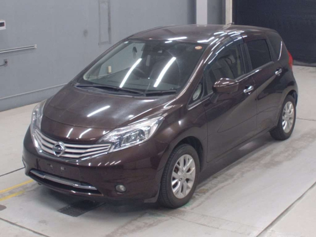 NISSAN NOTE — фото