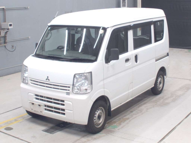 MITSUBISHI MINICAB — фото