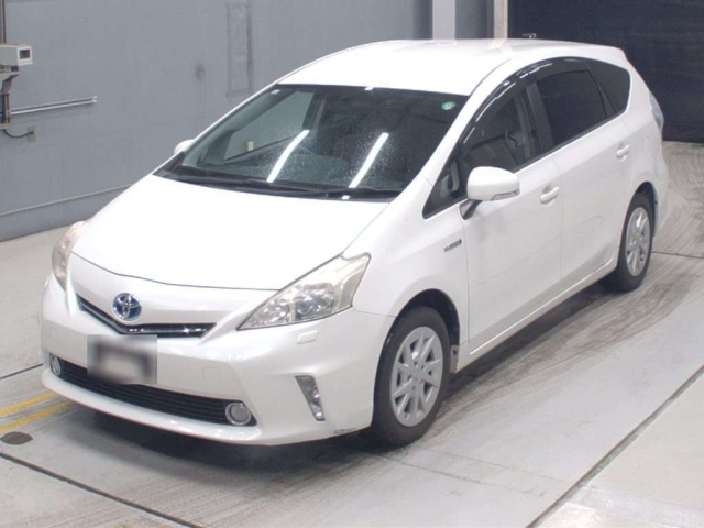 TOYOTA PRIUS — фото