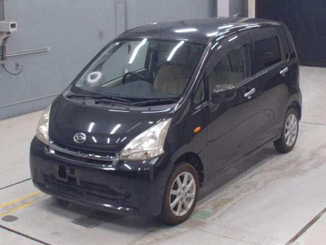 DAIHATSU MOVE — фото
