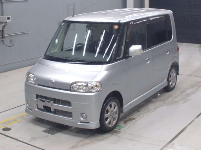 DAIHATSU TANTO — фото