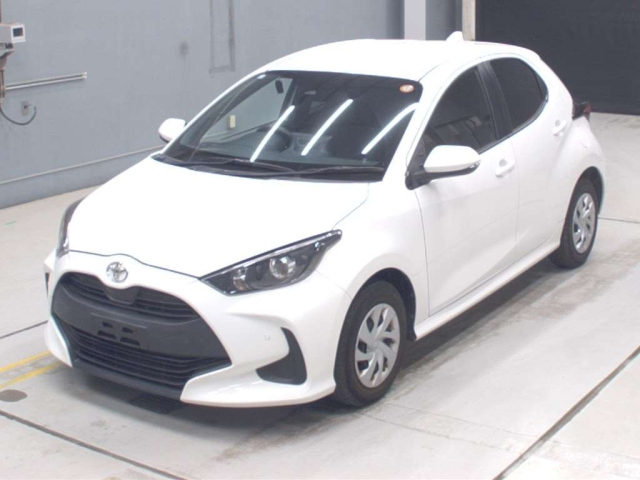 TOYOTA YARIS — фото