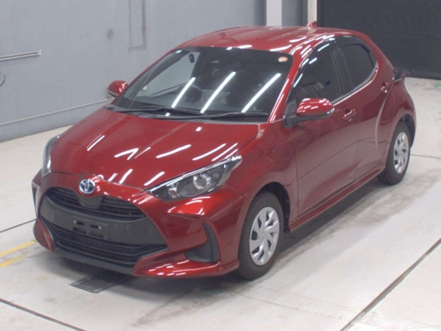 TOYOTA YARIS — фото
