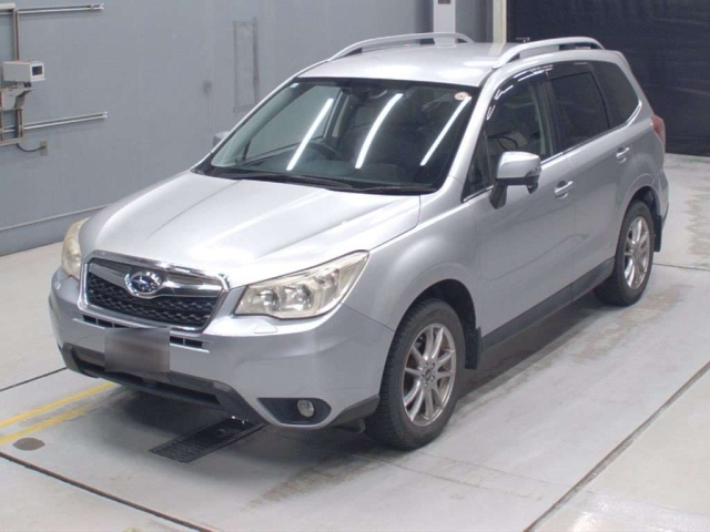 SUBARU FORESTER — фото
