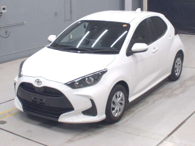 TOYOTA YARIS — фото