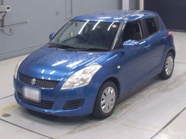 SUZUKI SWIFT — фото