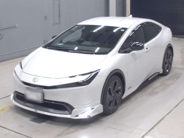 TOYOTA PRIUS — фото