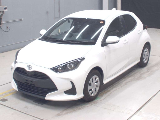 TOYOTA YARIS — фото