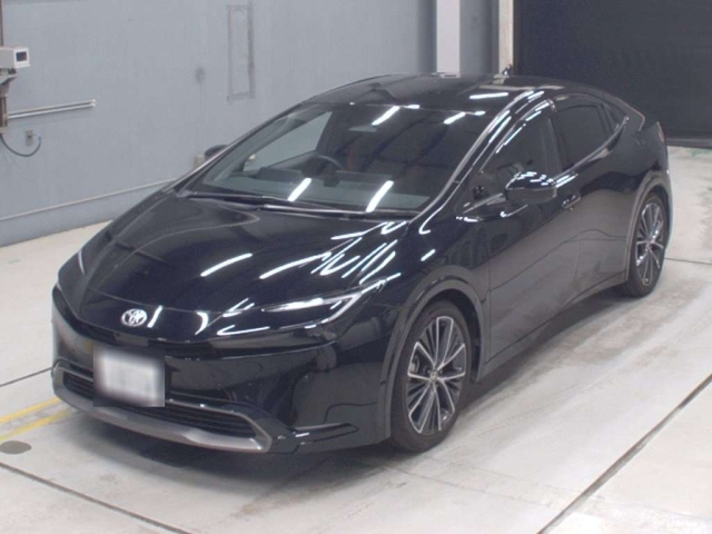 TOYOTA PRIUS — фото